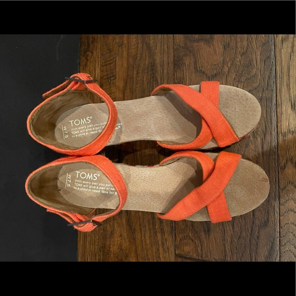 Toms Espadrille Wedge Sandals - Picture 4 of 6